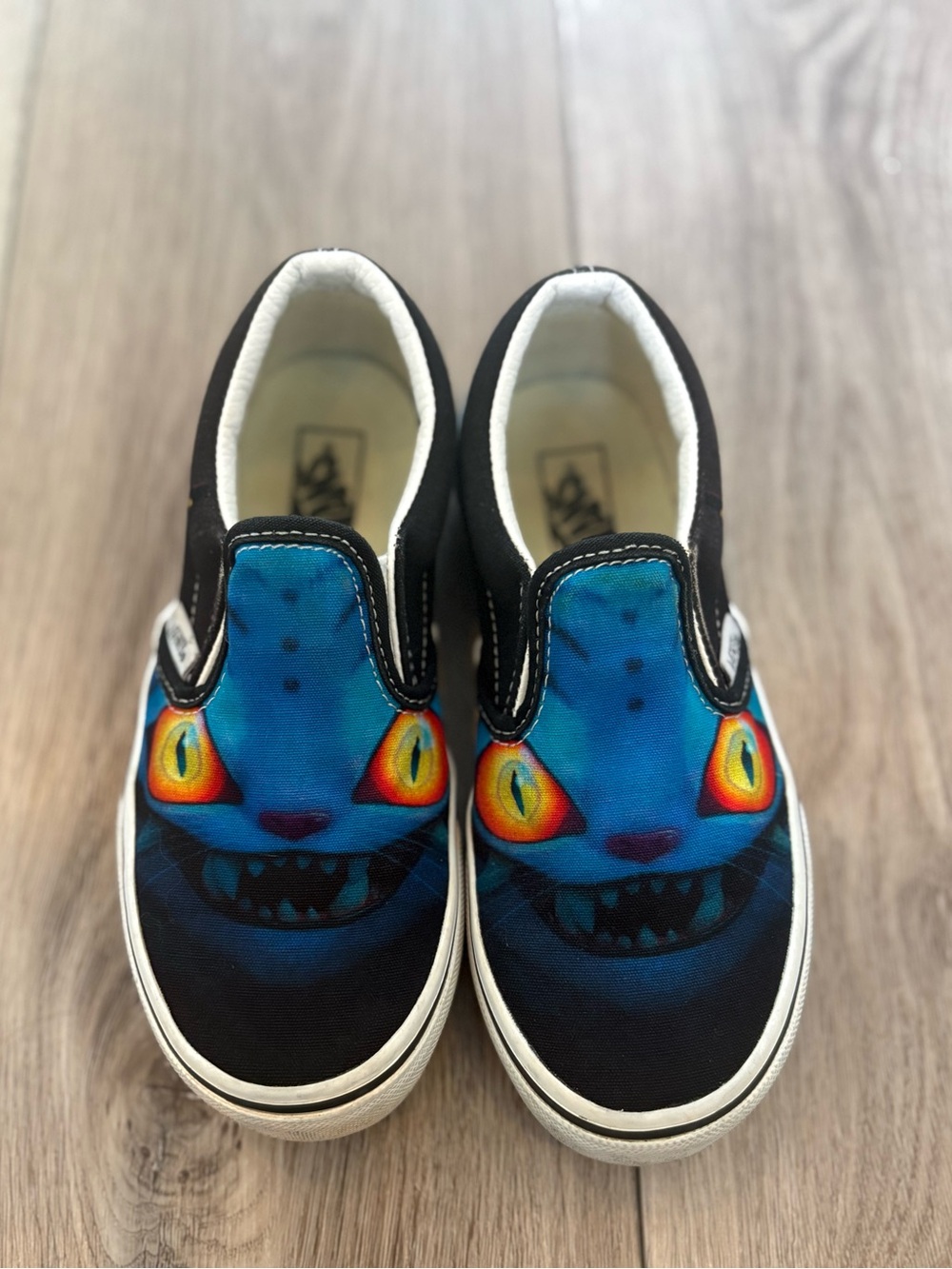 Vans x Kpop Demon Hunters Derpy Slip-On Sneakers Kids Size 1.5 Blue